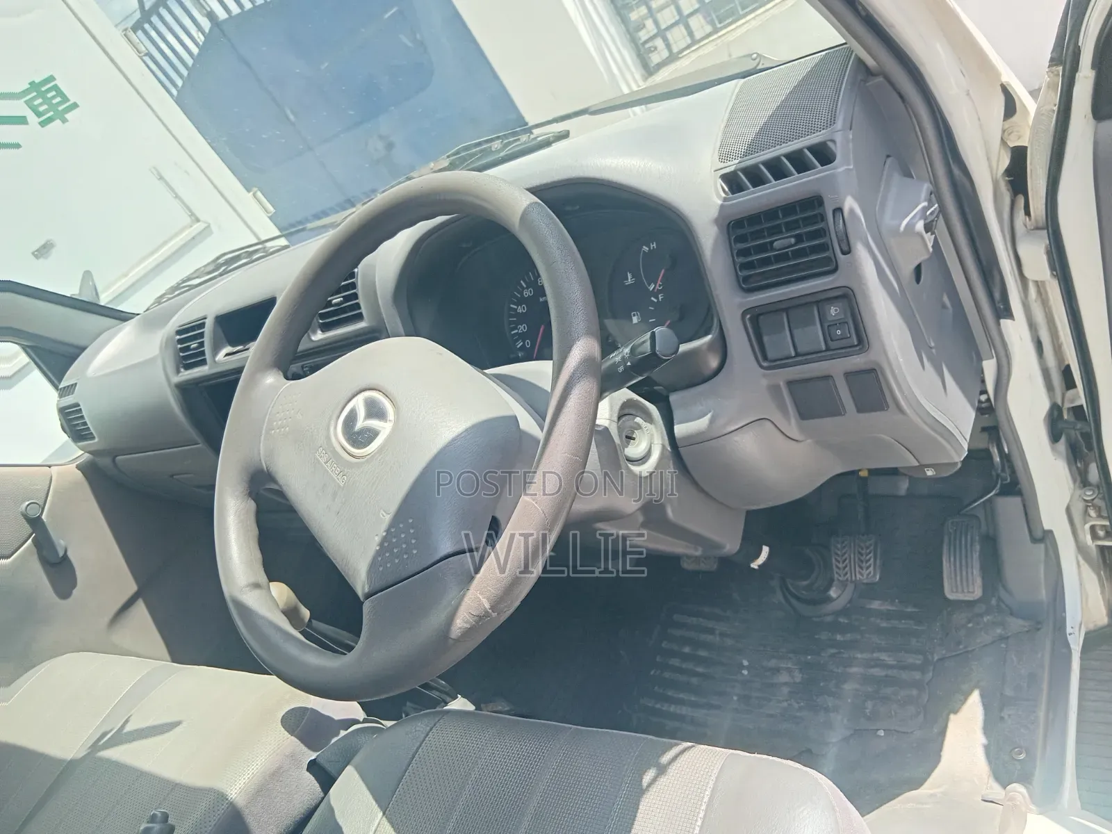 Mazda Bongo 2009 White