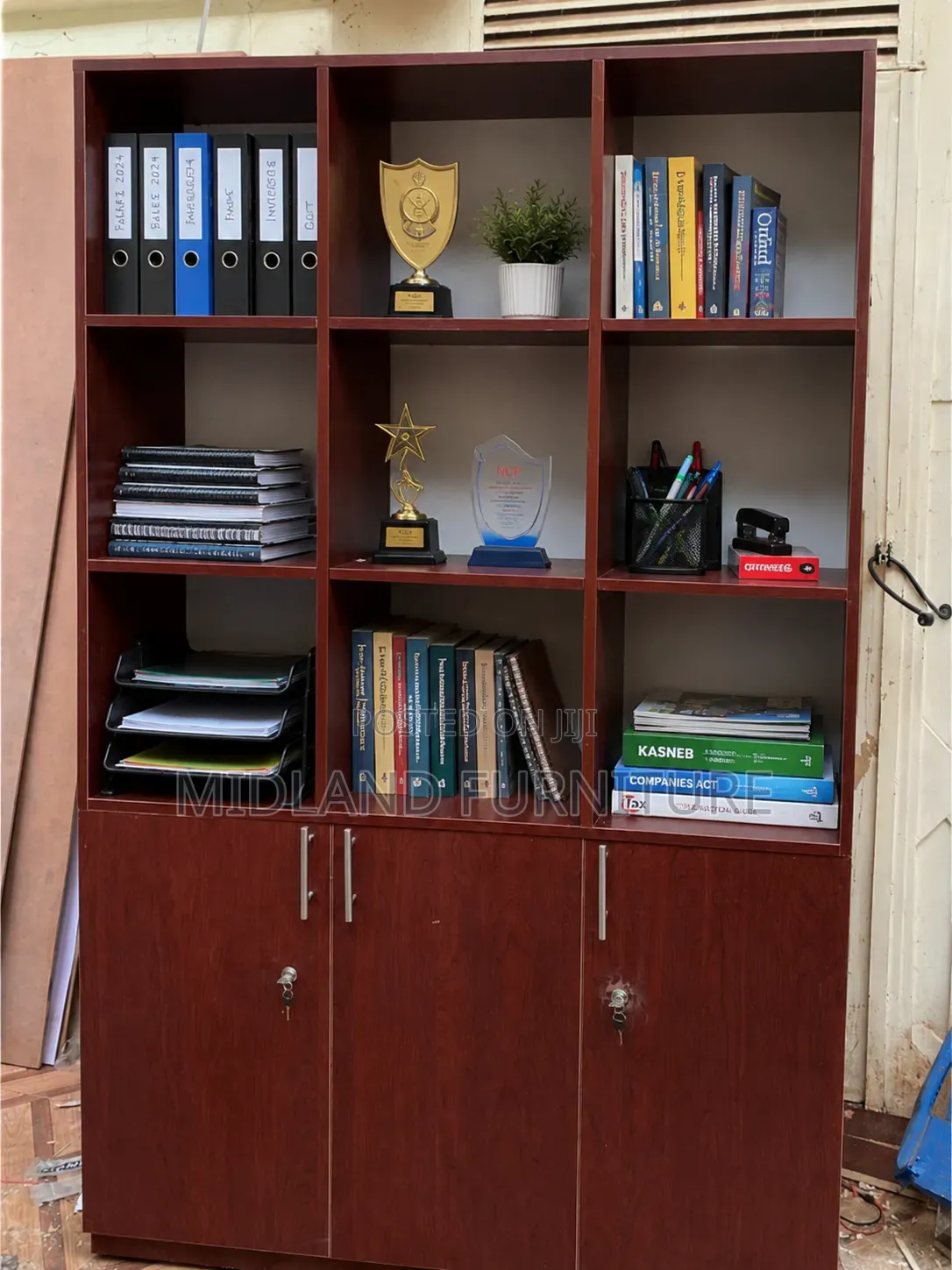 Display Bookshelf Cabinet Pay on Delivery