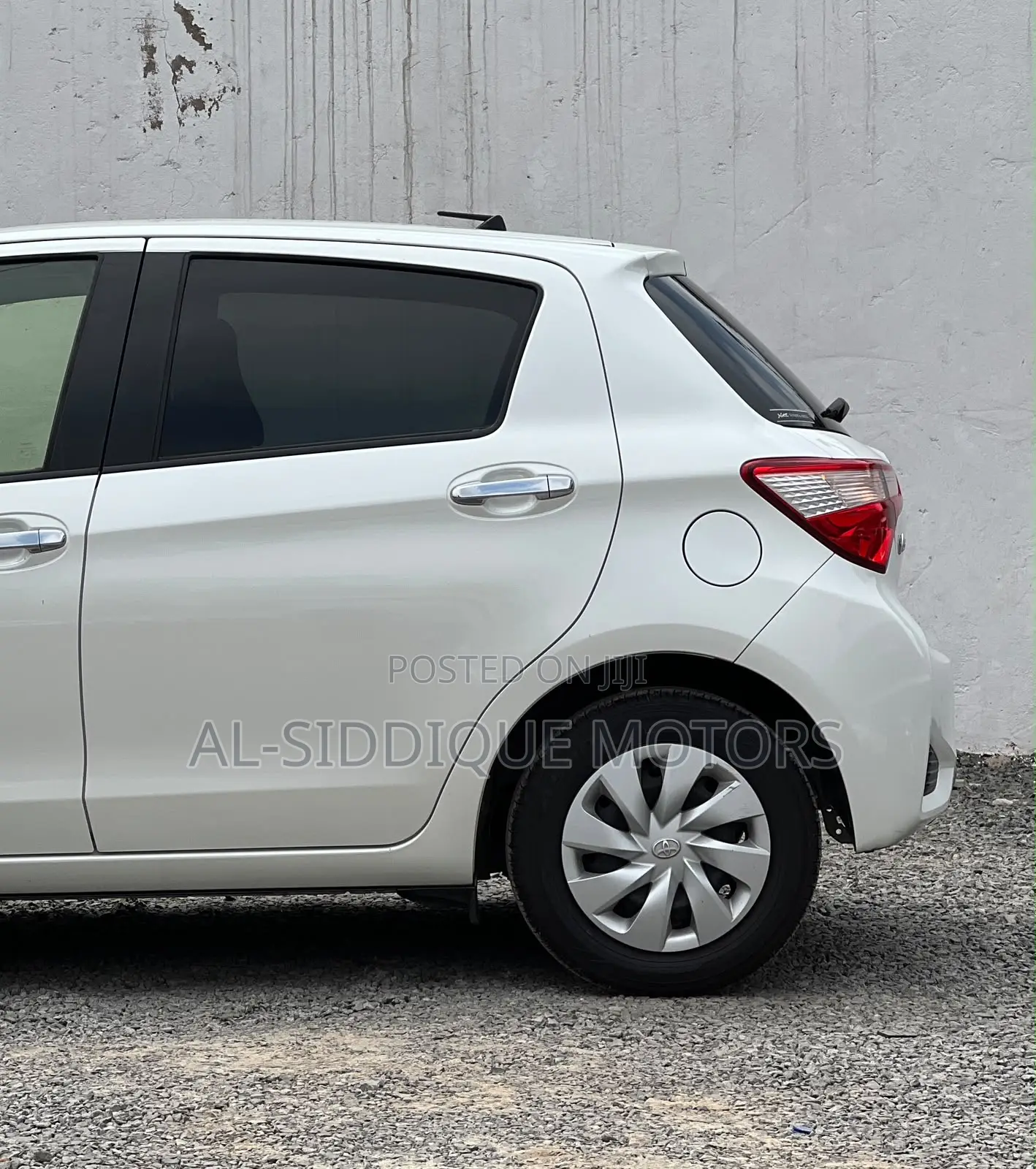 Toyota Vitz 1.0 FWD 5dr 2020 White