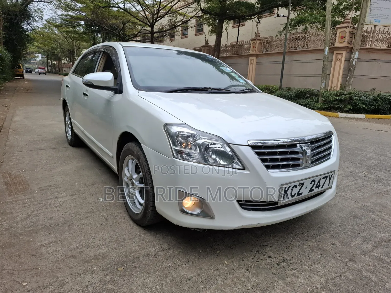 Toyota Premio 2013 White