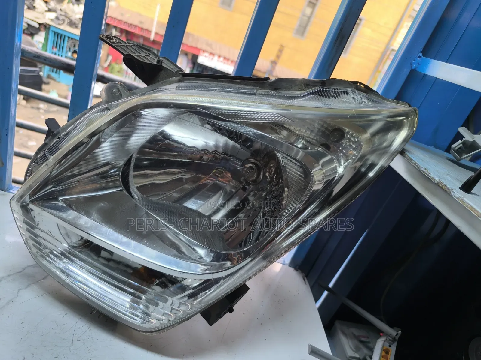 Suzuki Wagon R/Mazda Flair 2012-14 Ex-Japan Non-Xenon Headlights