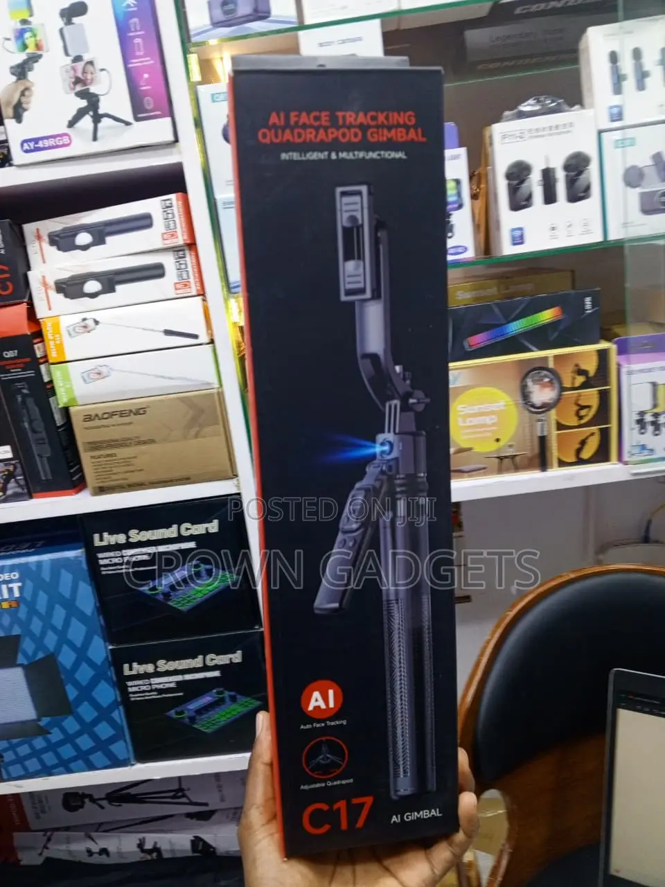 C17 AI Face Tracking Quadrapod Gimbal, Stand With Gesture Control
