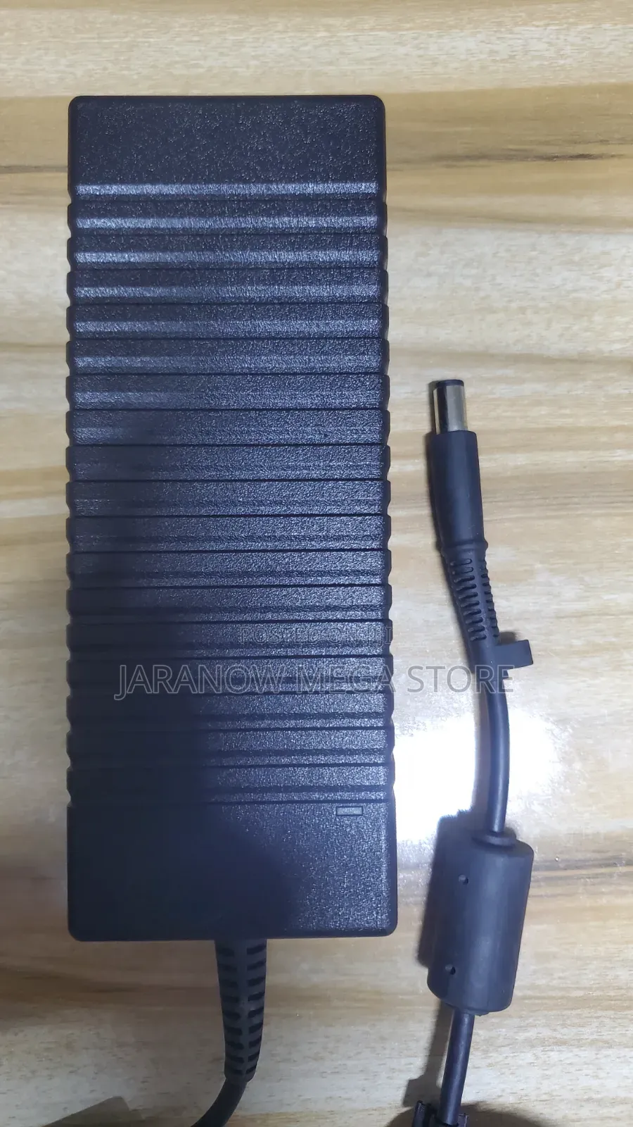 Original HP 135W Laptop AC Adapter / Charger (19.5V - 6.9A)