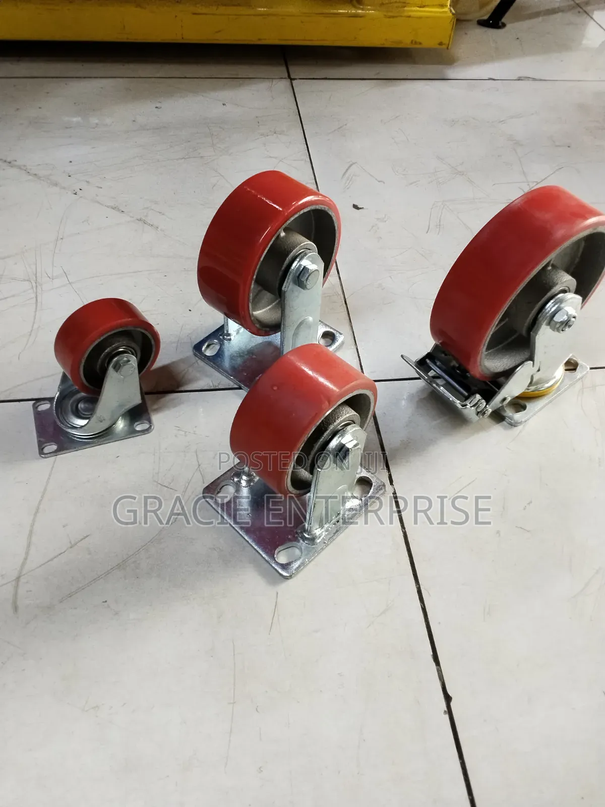 3" Rotating Metallic Caster Wheel