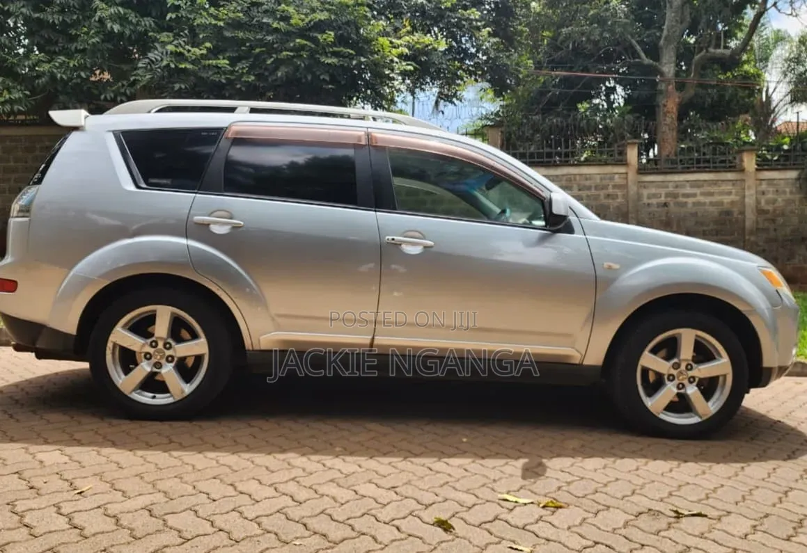 Mitsubishi Outlander 2007 Silver