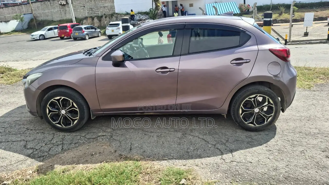 Mazda Demio 2016 Purple