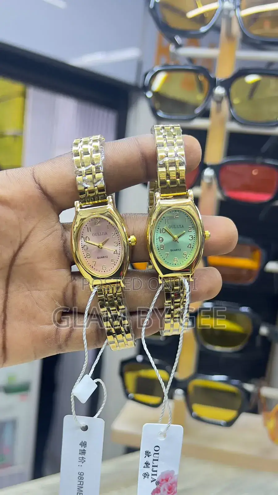 Elegant Luxury Wrist Watch – Stylish & Durable for Men/Women