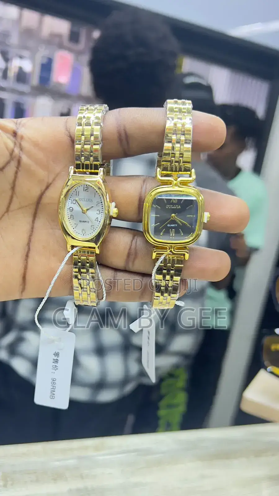 Elegant Luxury Wrist Watch – Stylish & Durable for Men/Women