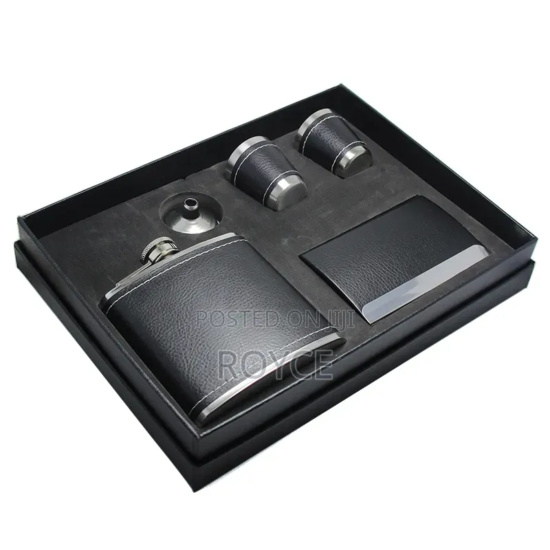 Whiskey Flask Gift Set