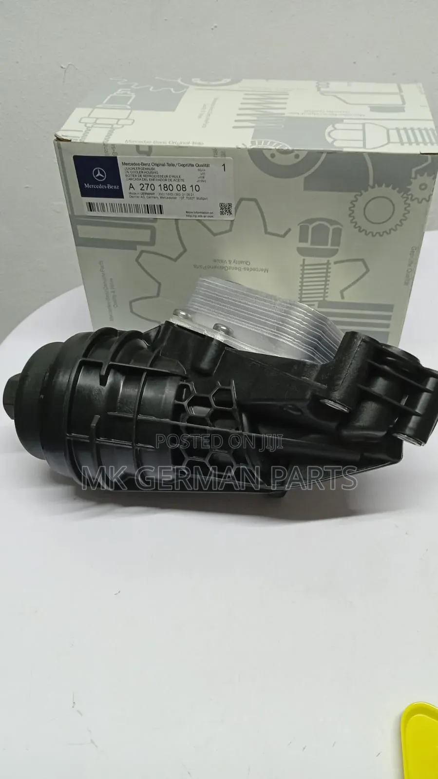 Genuine Mercedes Engine Oil Cooler Housing/Oil Cooler.
