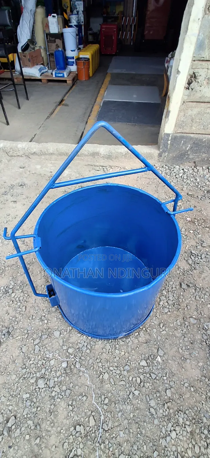 Concrete Hoist Bucket – Professional Construction Lifting Equipment
