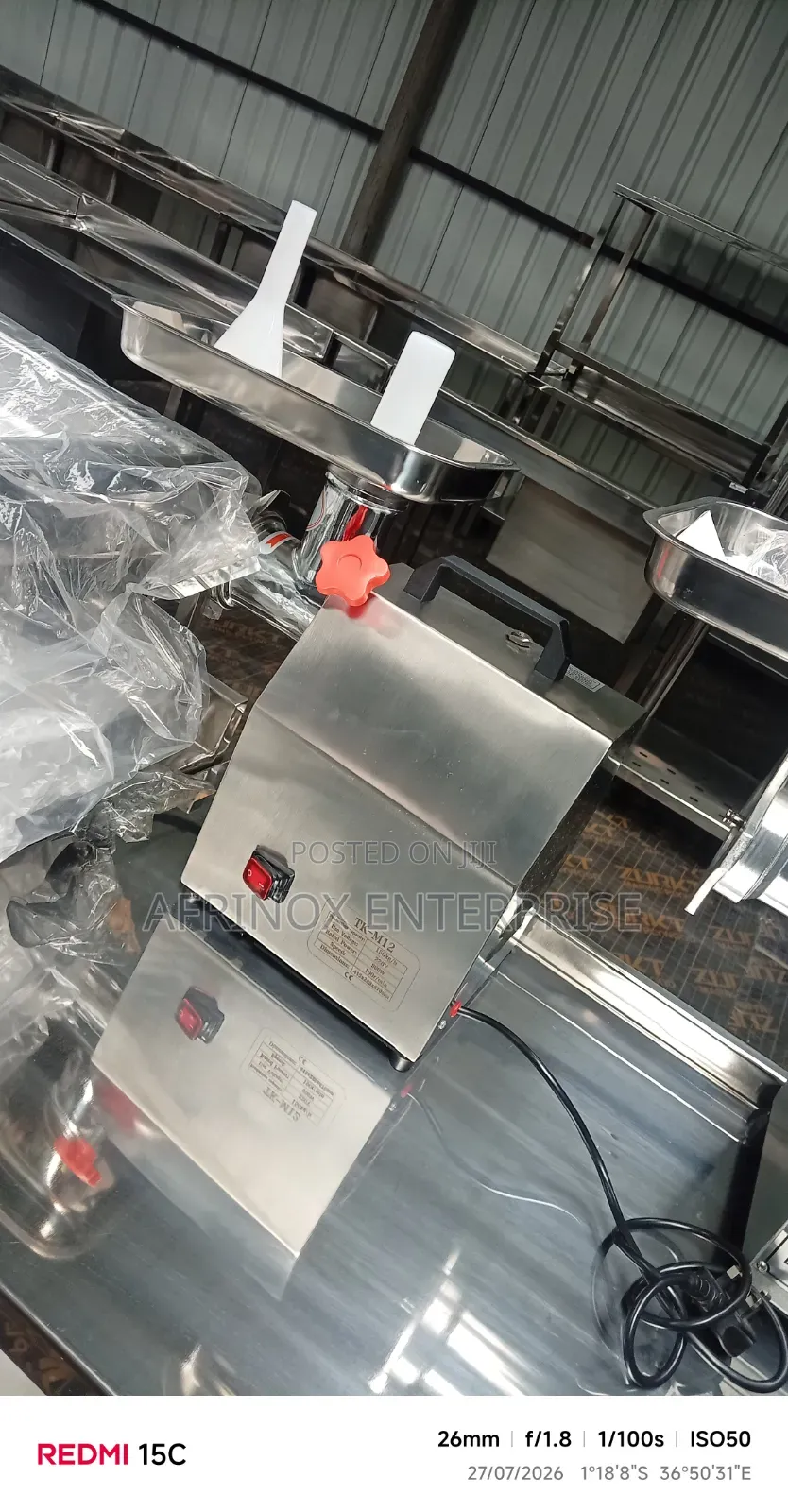 Powerful Meat Mincer Machine.