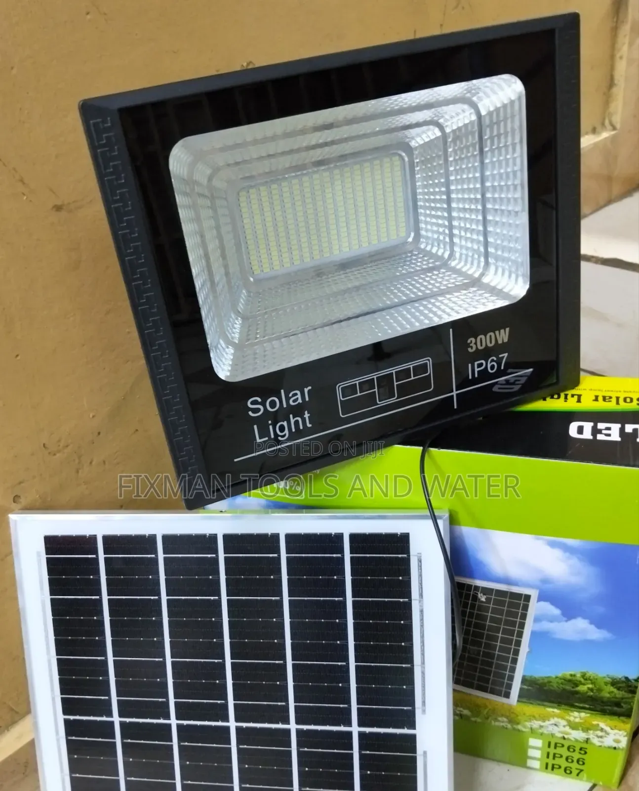 Solar Security Floodlight 300 Watts With 16 HRS Discharge