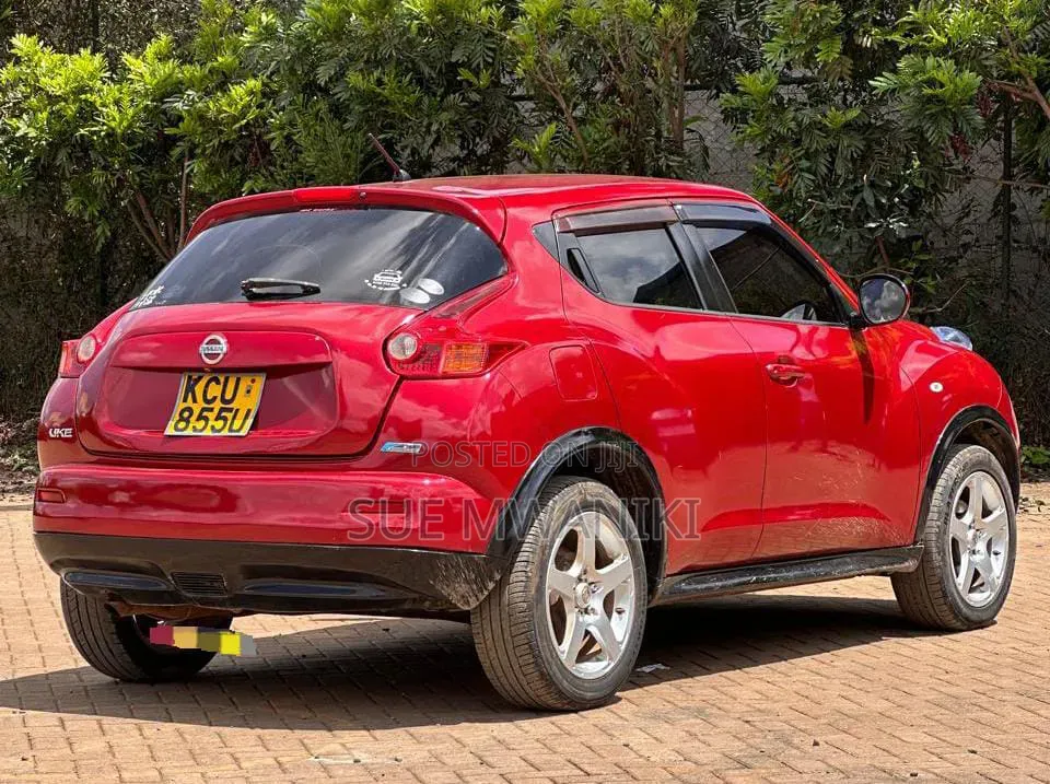 Nissan Juke 2012 Red