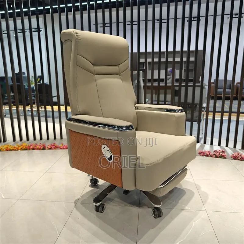 Office Chair : Executive Upholstered Ergonomic Office Chair