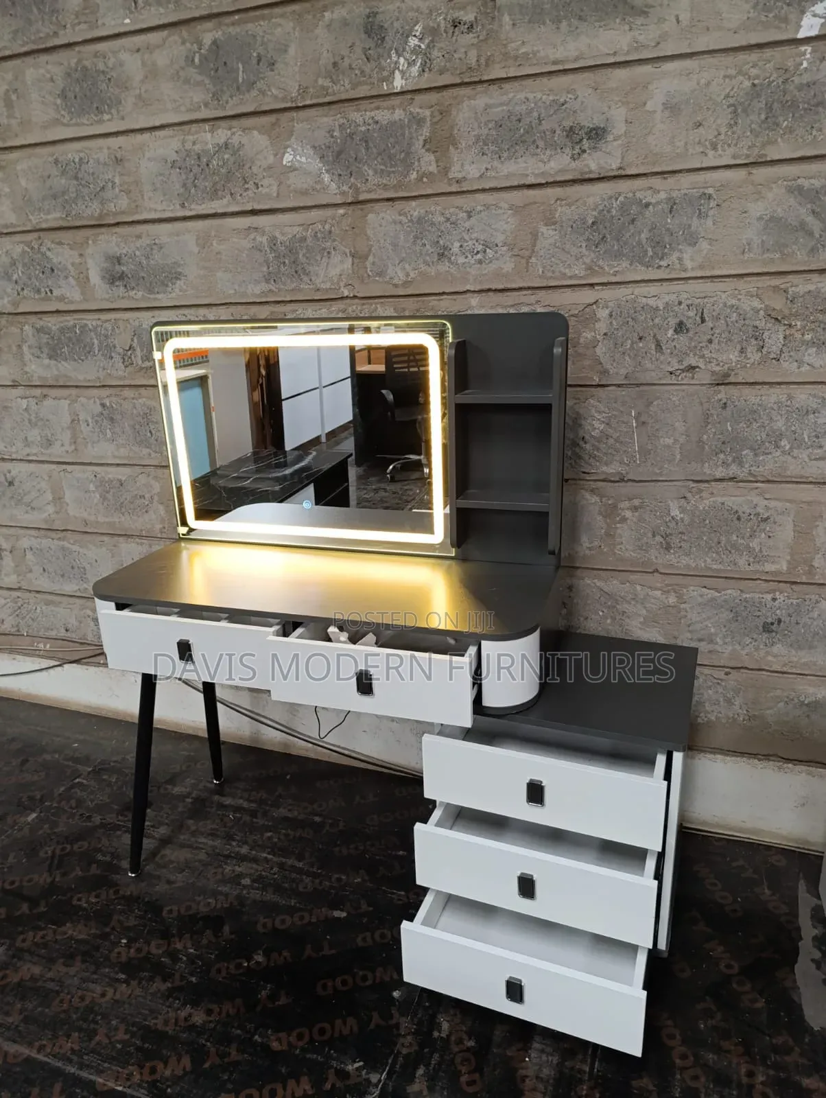 Modern Vanity Dressing Table Set