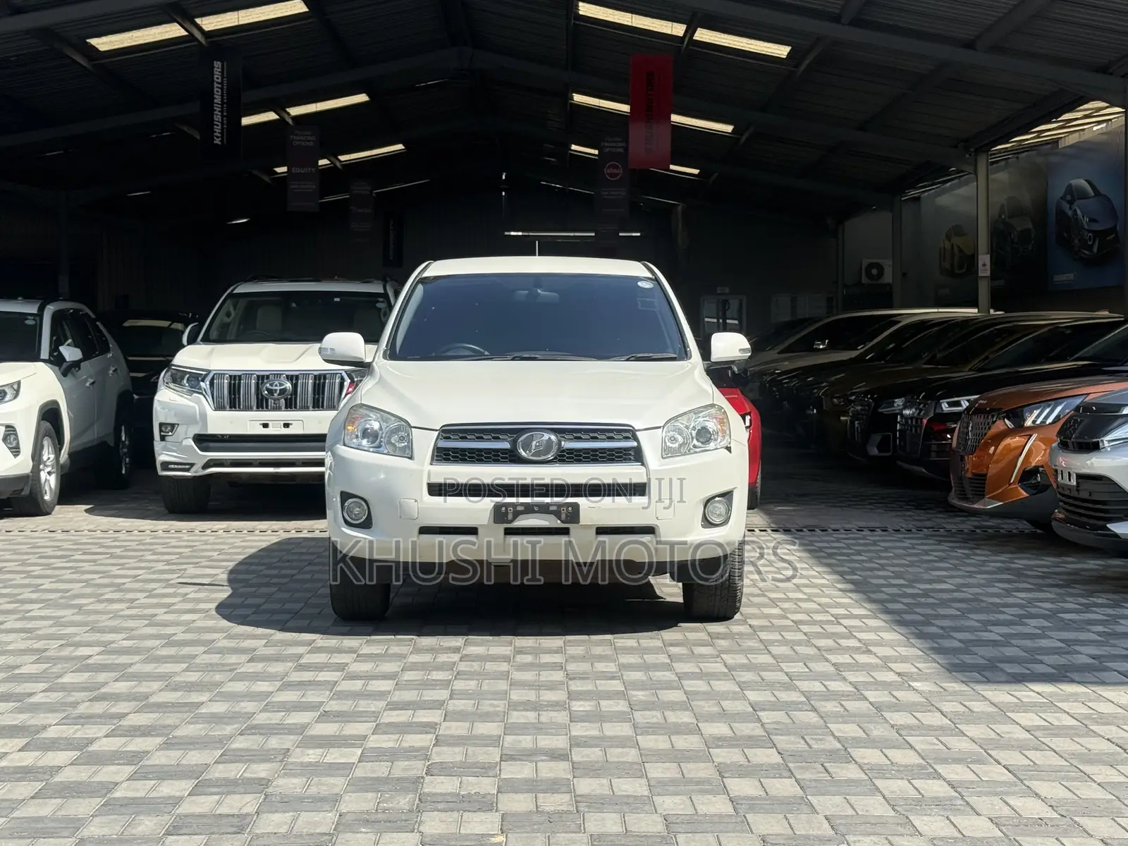 Toyota RAV4 2016 White