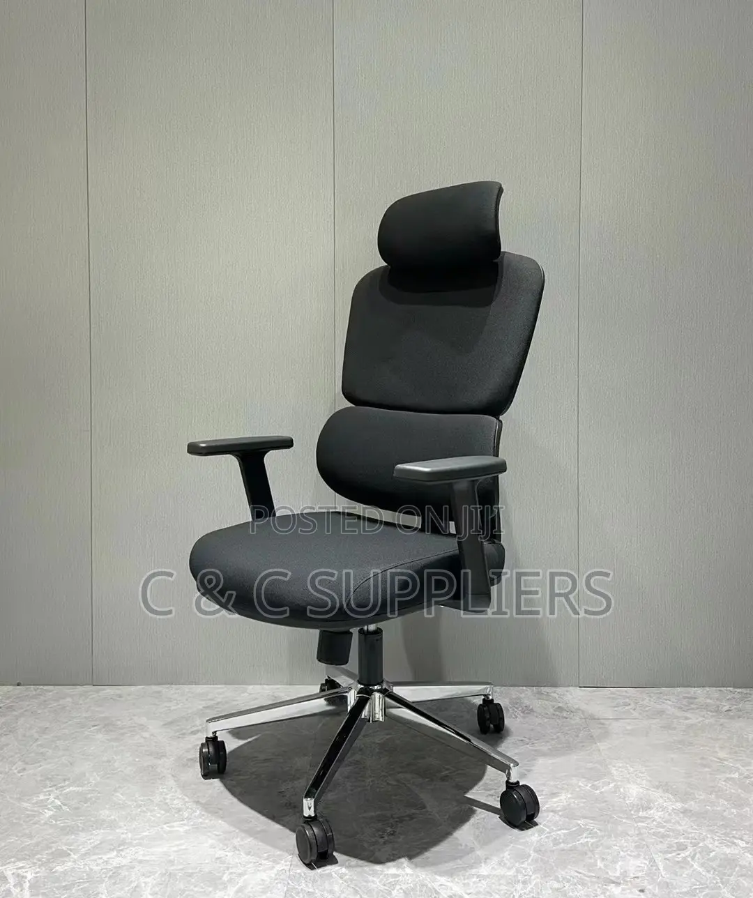 Black Full Fabric Boss Desk Chair.