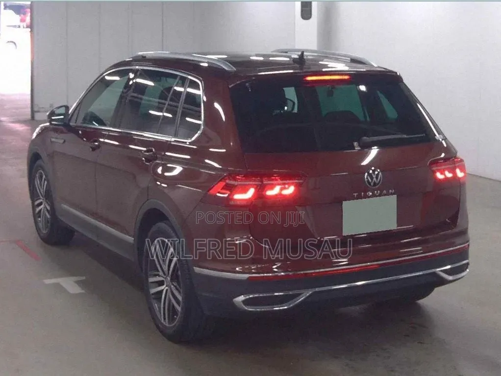 Volkswagen Tiguan 2021 Maroon