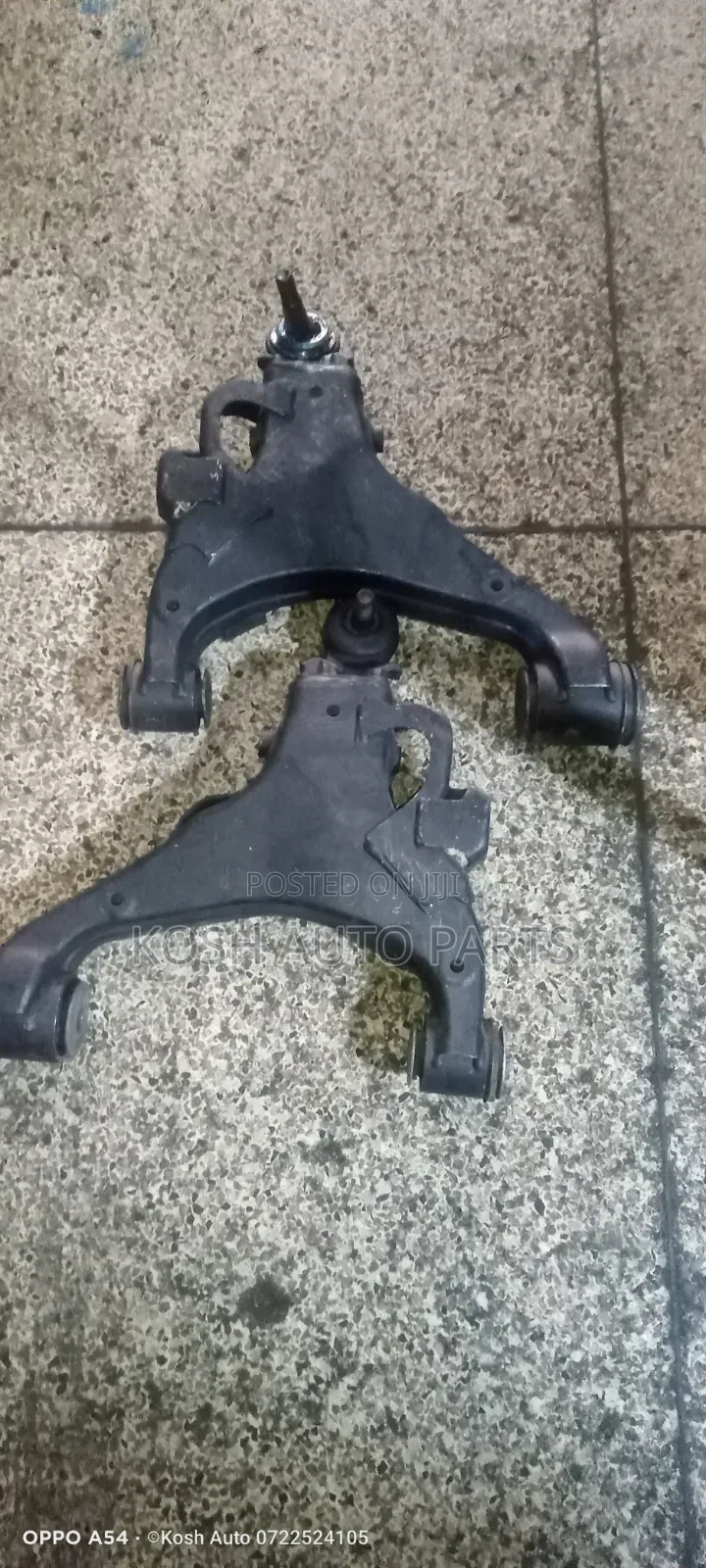 Lower Control Arms Toyota Land Cruiser 200 Series