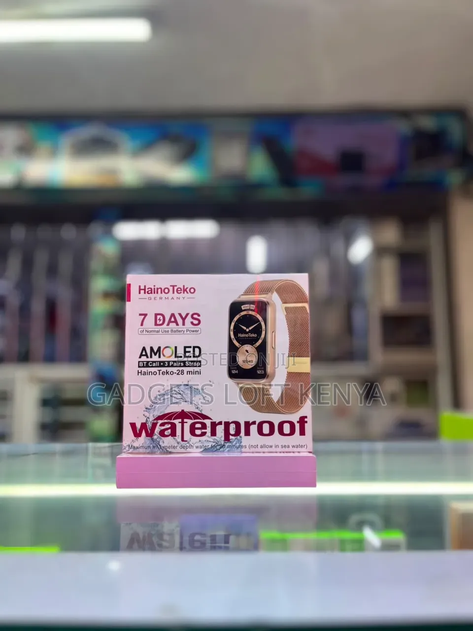 Hainoteko-28 Mini Smartwatch for Ladies