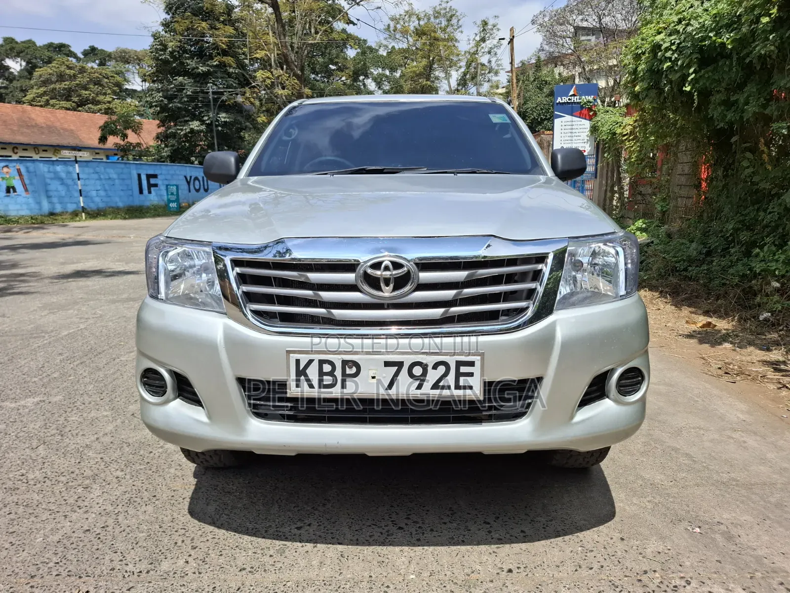 Toyota Hilux 2011 Silver