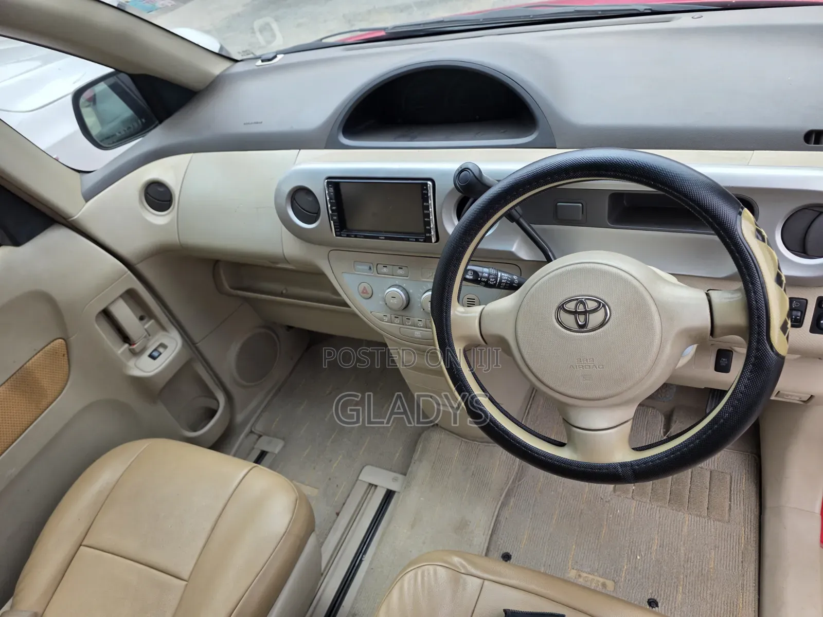 Toyota Porte 2007 Red