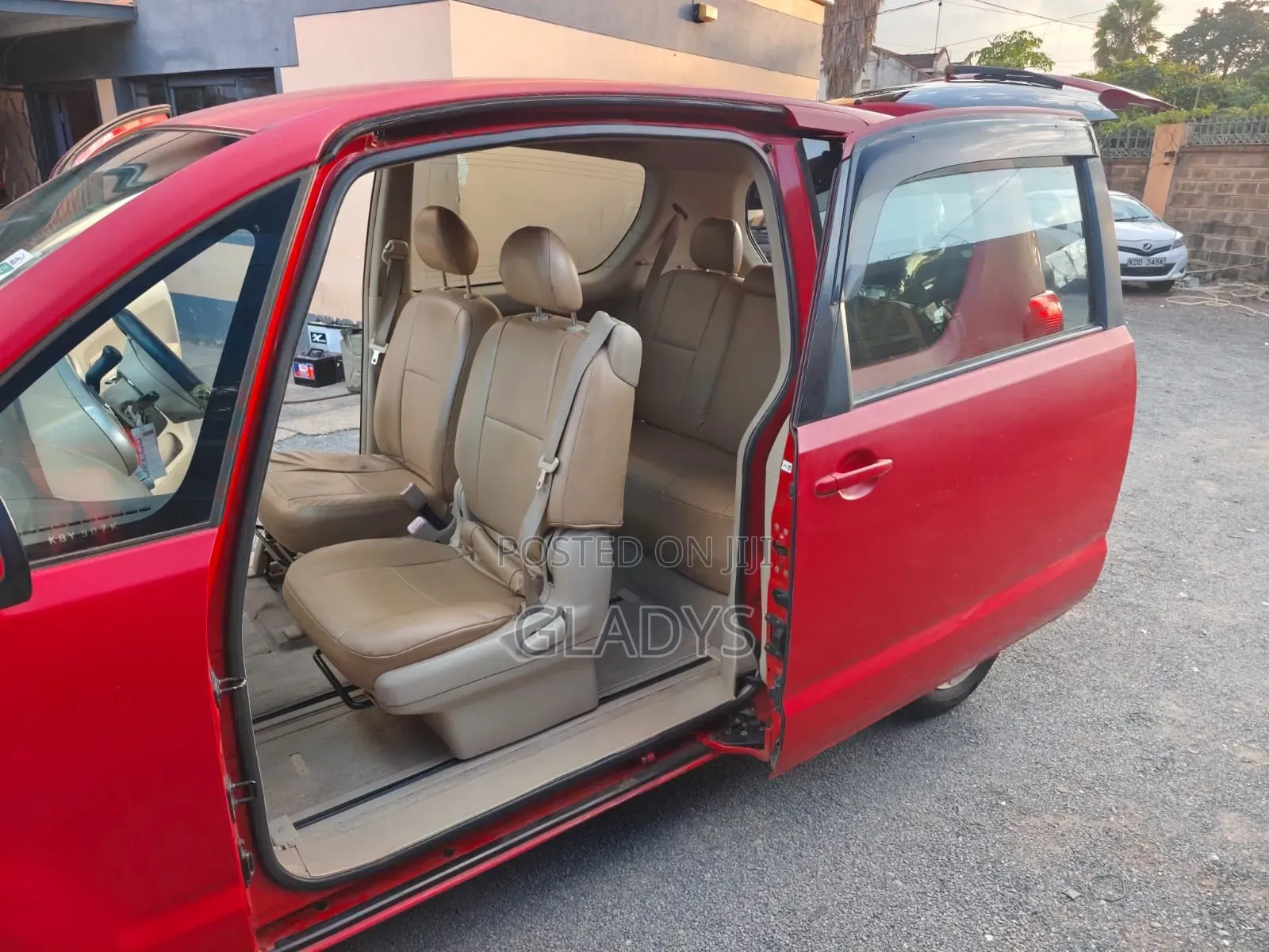 Toyota Porte 2007 Red