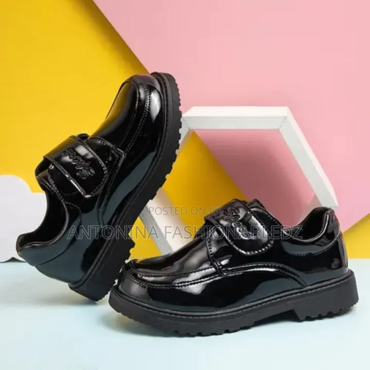 Kids Wetlook School Shoes 27-38