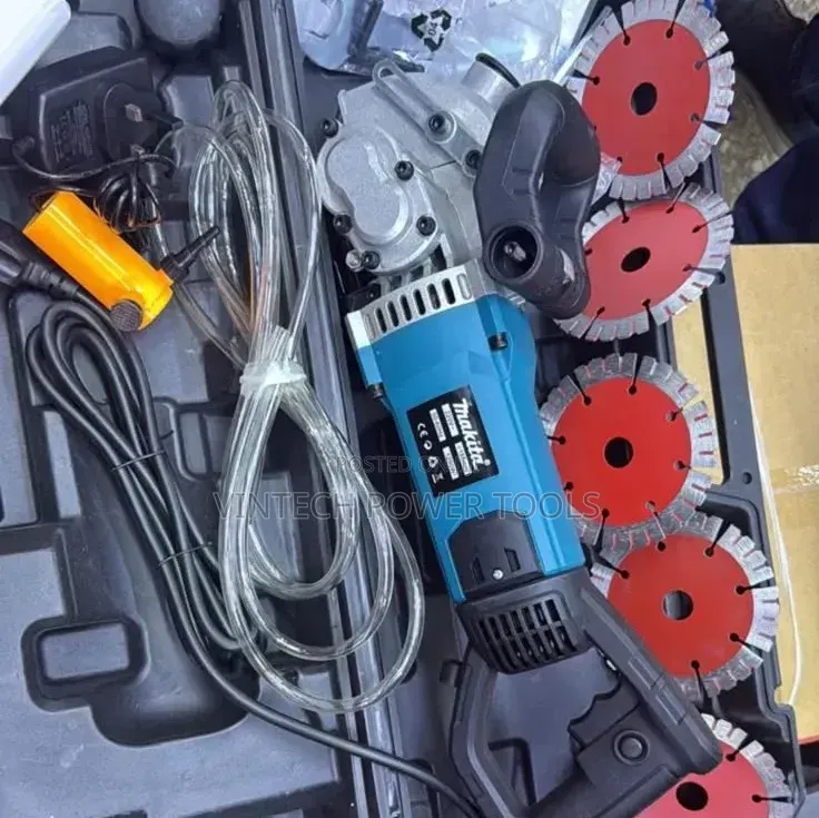 Makita Wall Chaser