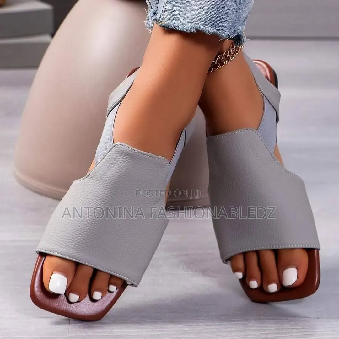 Ladies Double Strapped Leather Sandals