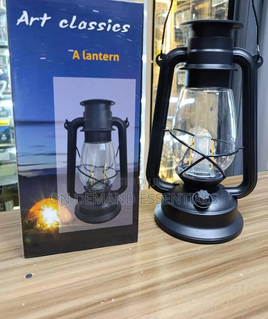 Solar Rechargeable BIG Art Classic Lantern