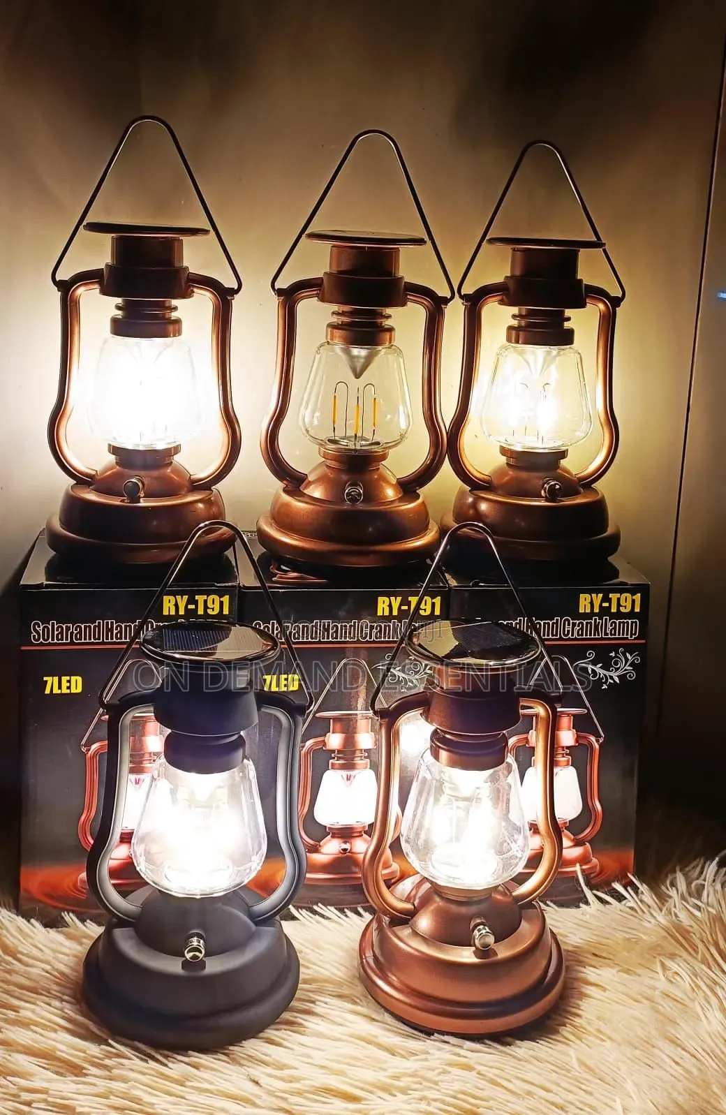 3 in 1 Solar/Rechargeable /Manual Lantern Lamp
