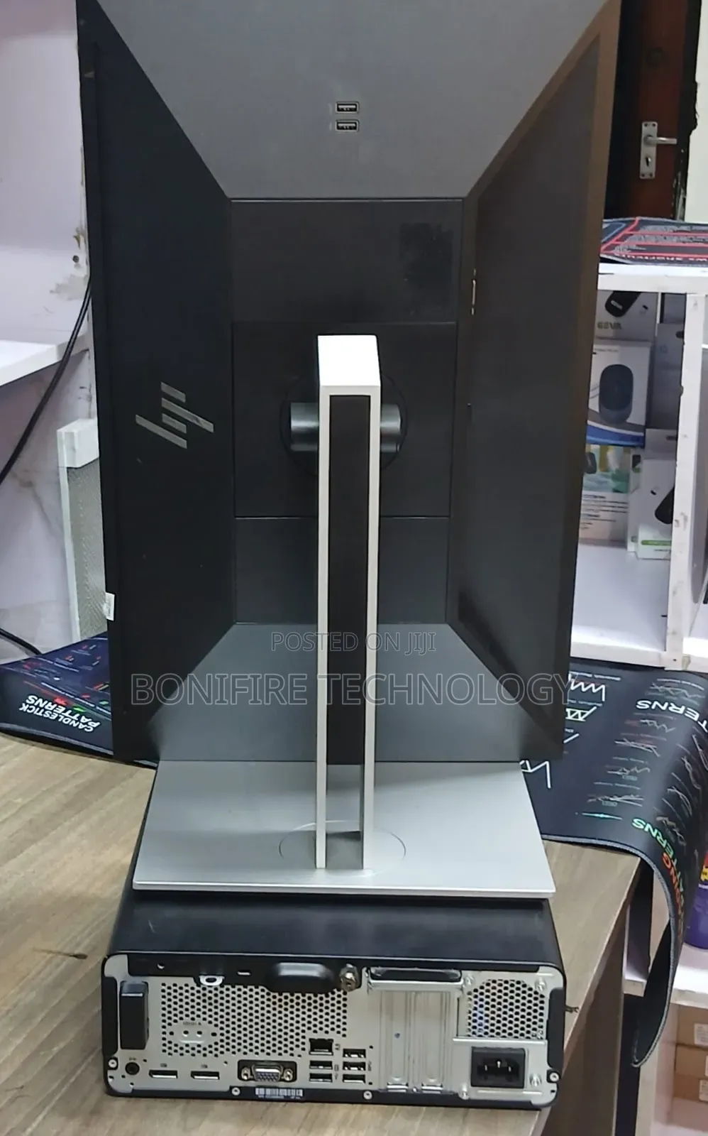 Desktop Computer HP 8GB AMD Ryzen 5 SSD 256GB