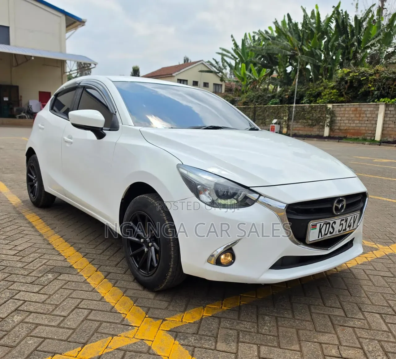 Mazda Demio 2018 White