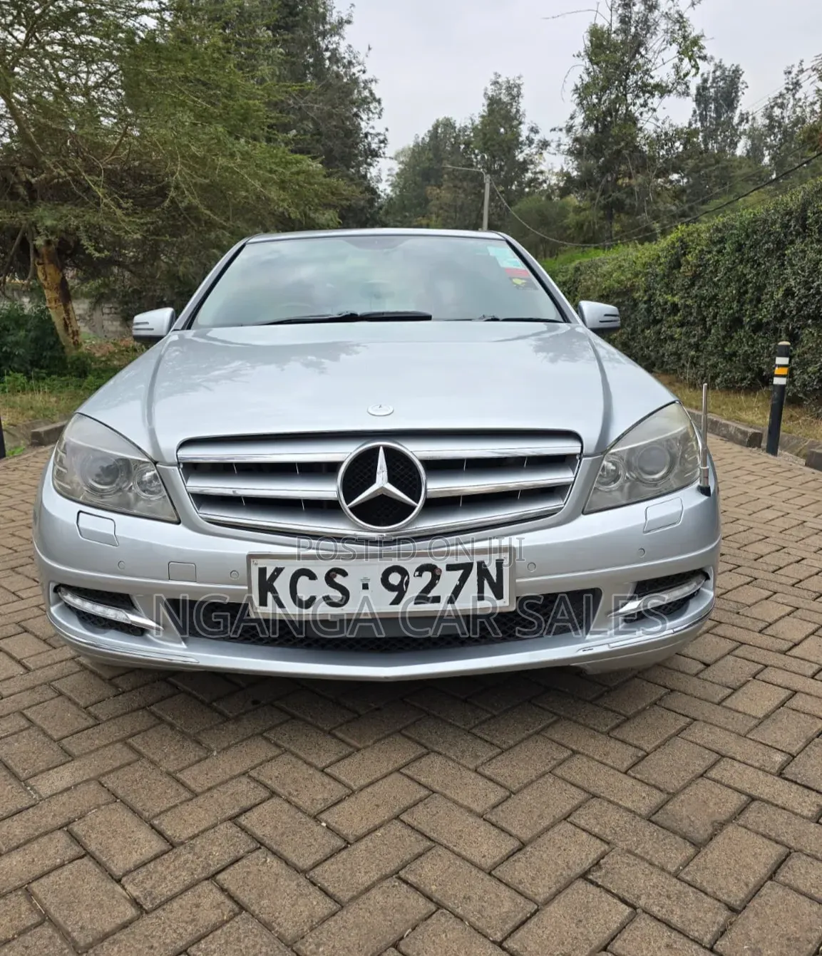 Mercedes-Benz C200 2012 Silver
