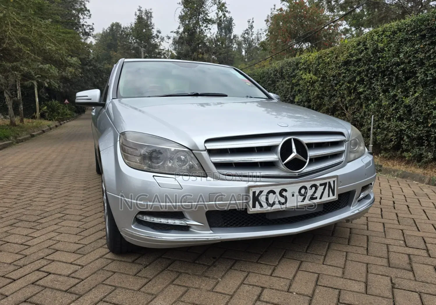 Mercedes-Benz C200 2012 Silver