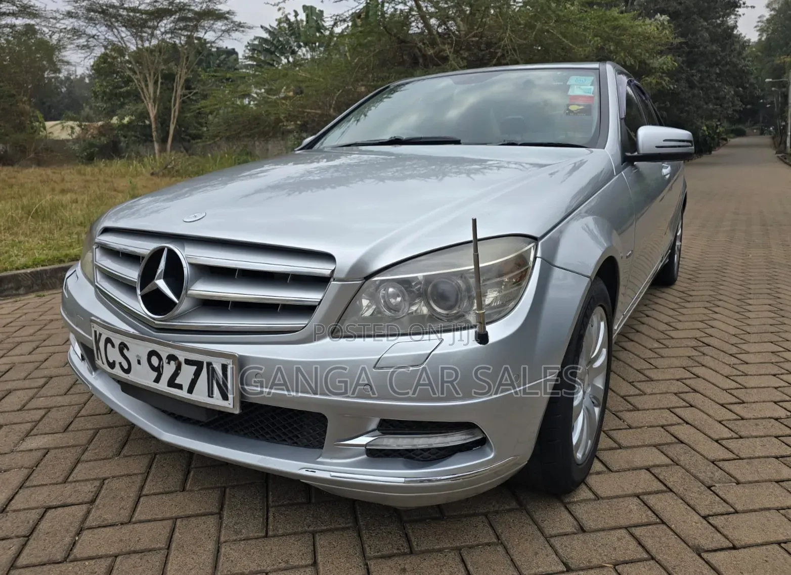Mercedes-Benz C200 2012 Silver