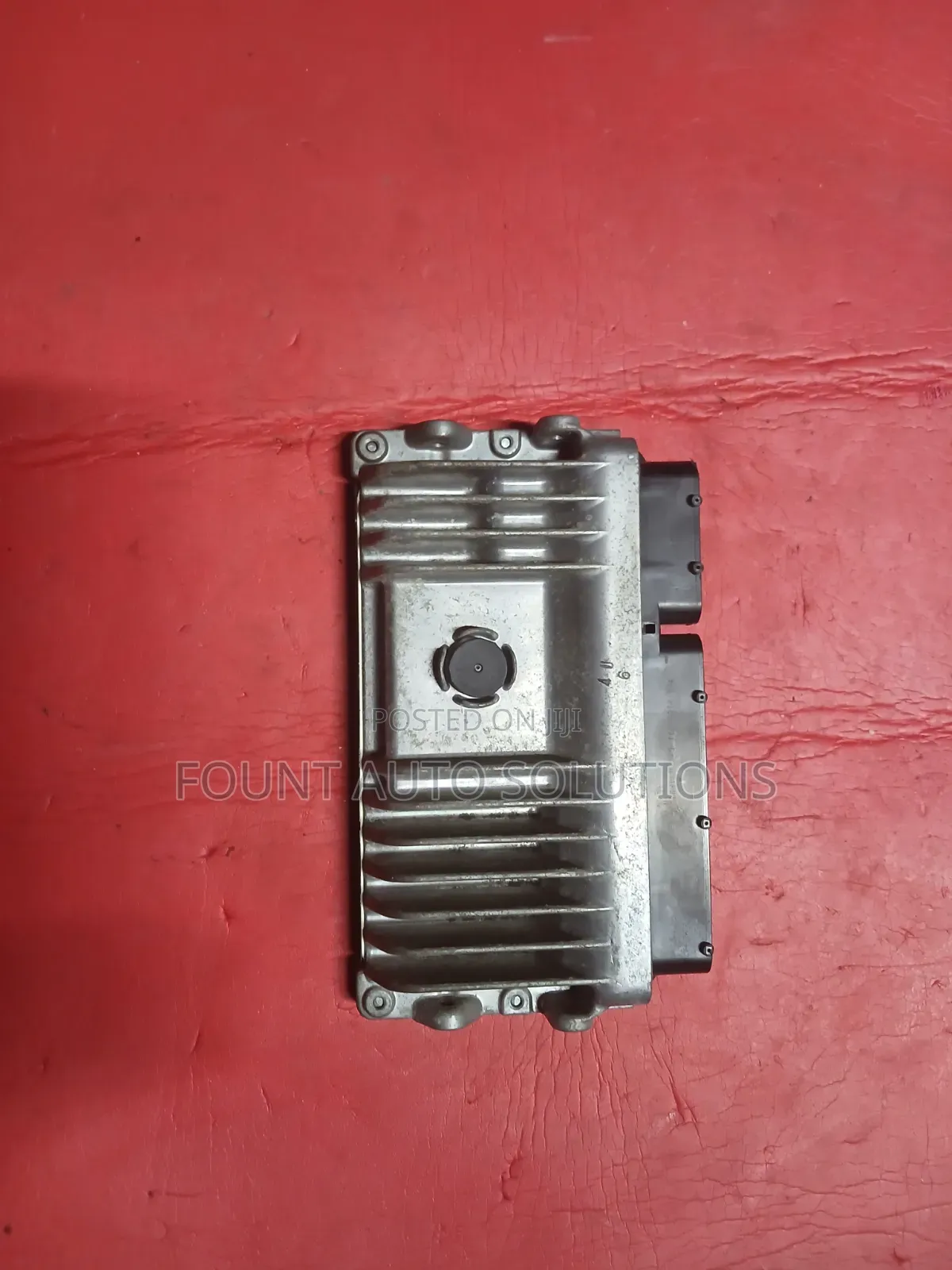 Engine Computer Toyota Harrier 2015