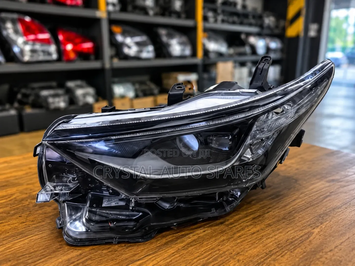 Auris Headlight 2016/2017/2018 Model