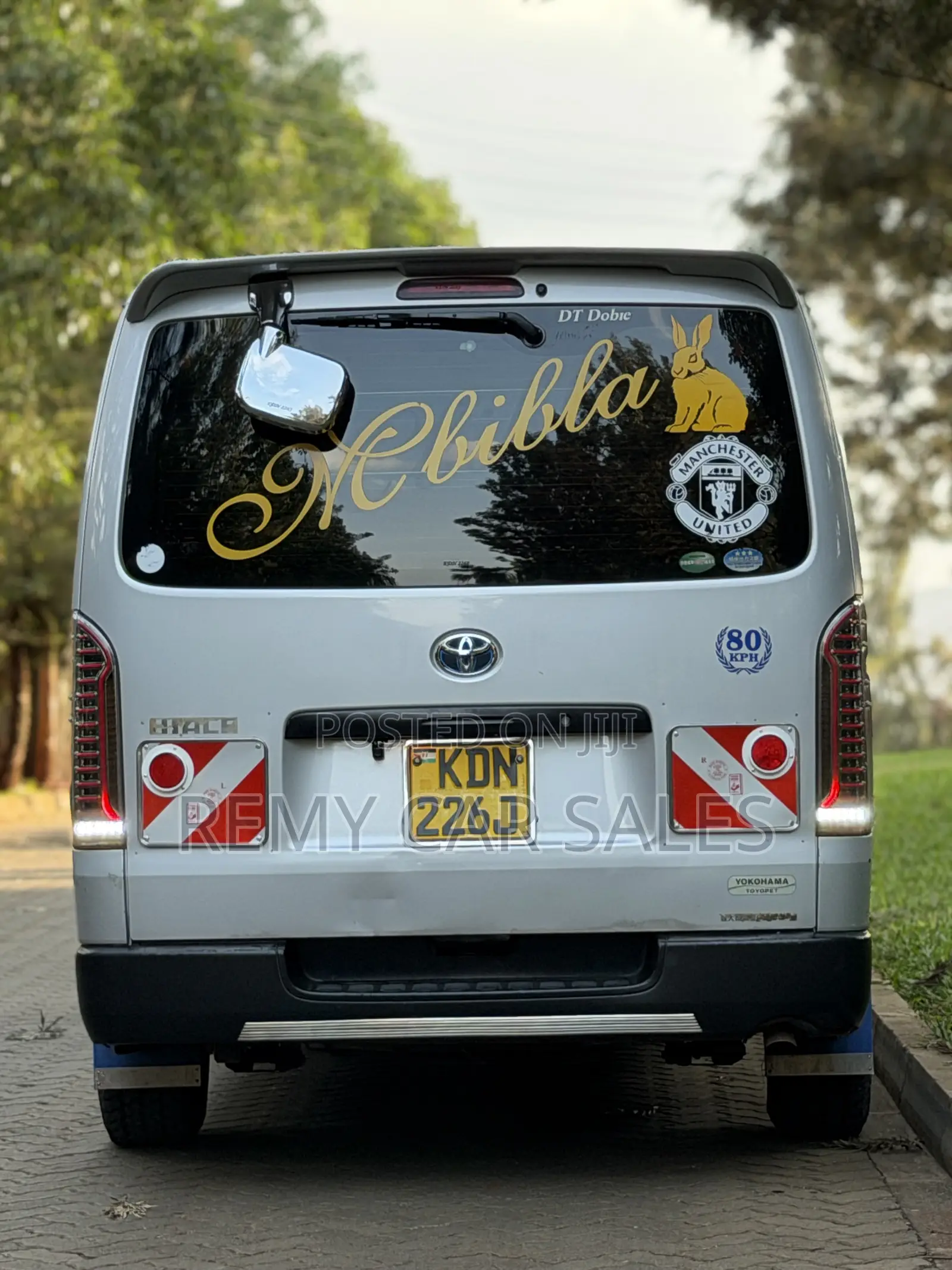 Toyota HiAce 2016 Silver