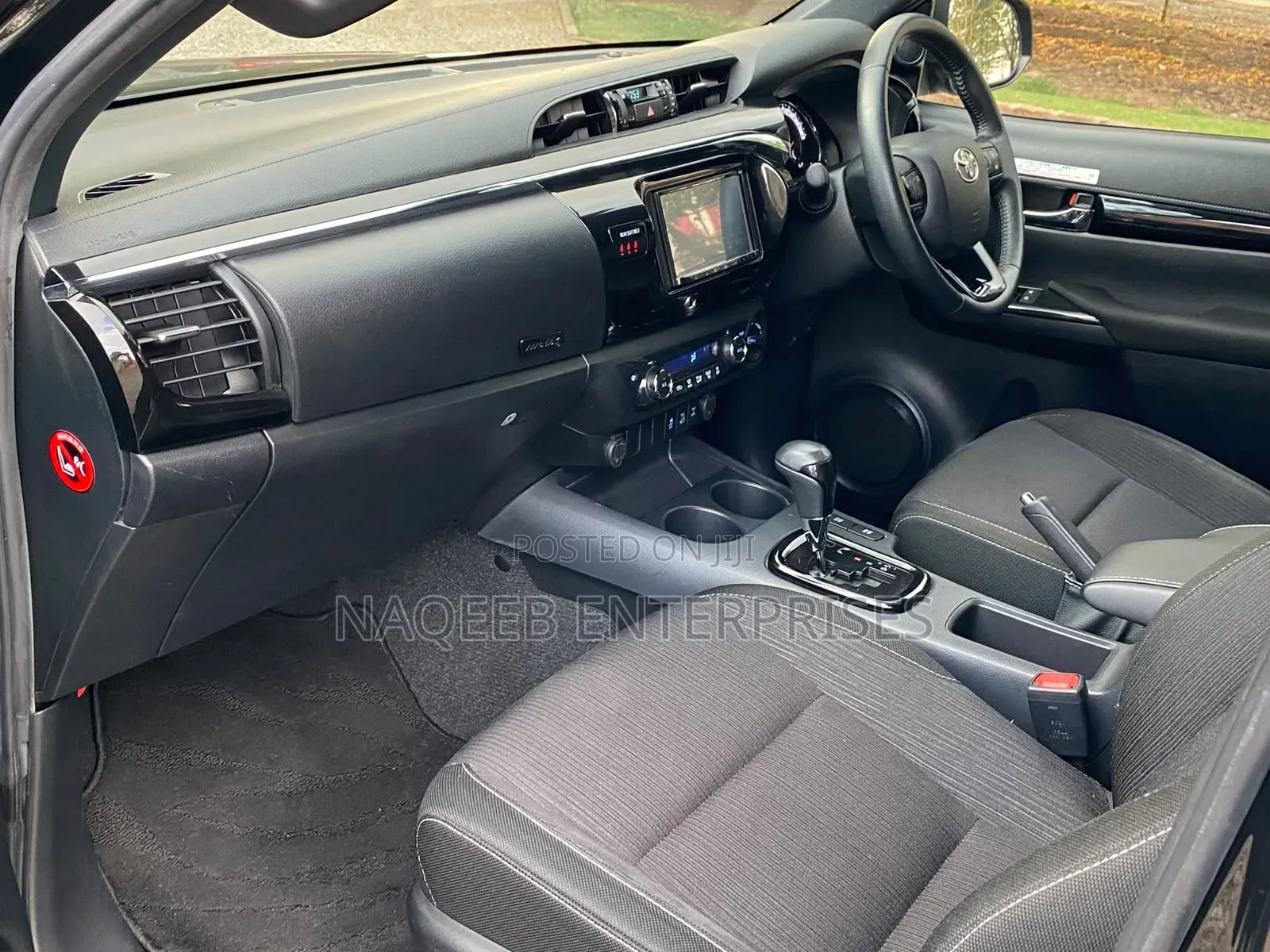 Toyota Hilux 2019 Black