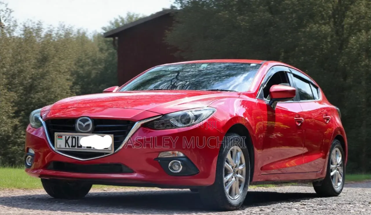 Mazda Axela 2016 Red