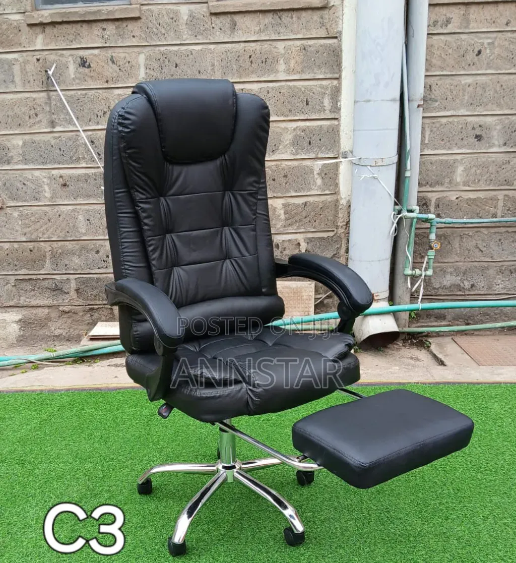 Managerial Boss Executive Office Chair With Foot Rest