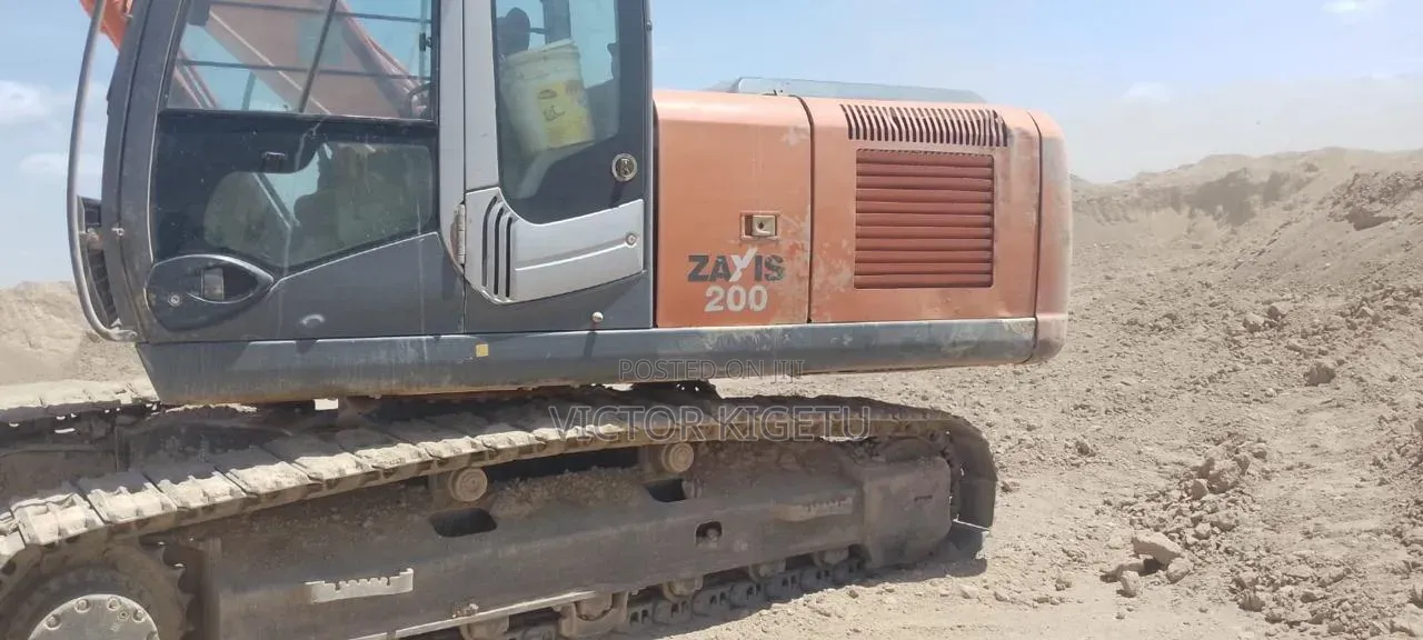 Hitachi 200