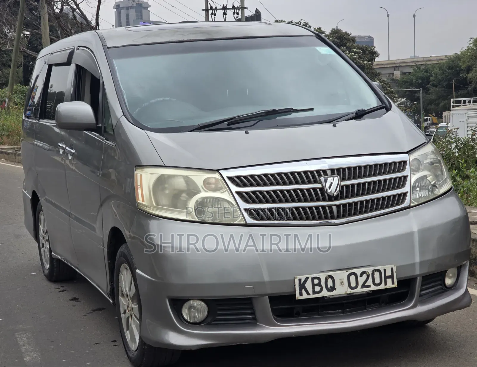 Toyota Alphard 2005 Silver