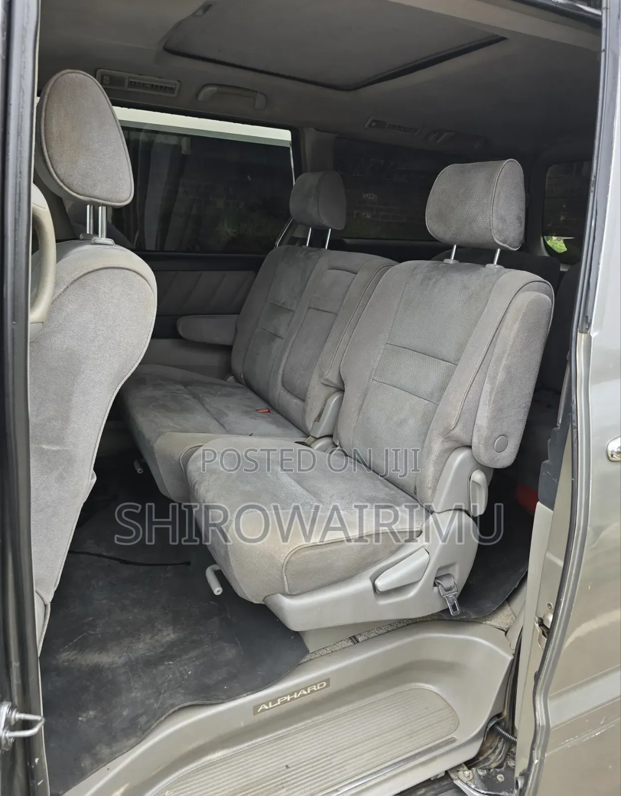 Toyota Alphard 2005 Silver