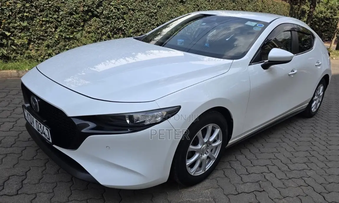 Mazda Axela 2019 White
