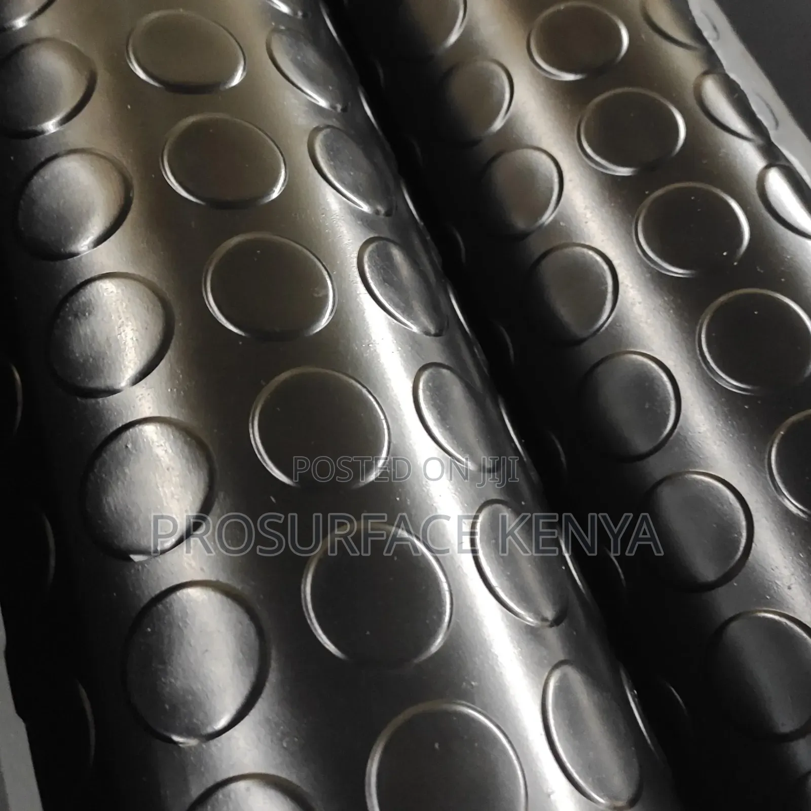 Heavy Duty Rubber Coin Mat – Strong, Safe Stylish