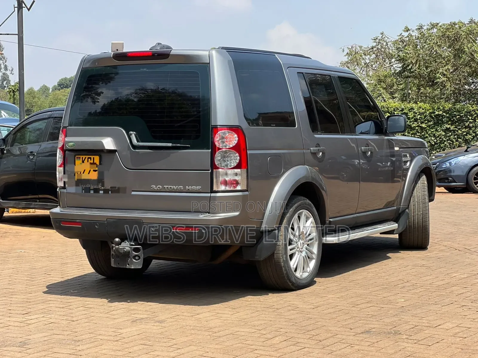 Land Rover Discovery 2010 Gray